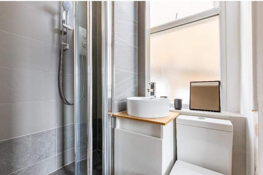 Apartament Stunning Studio Flats In Penge Londra